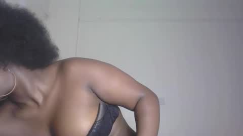 Snapshot of horny_sexxy_babe chatting on April 5, 2026, 2:47 pm Lucy online show from April 5, 2026, 2:47 pm