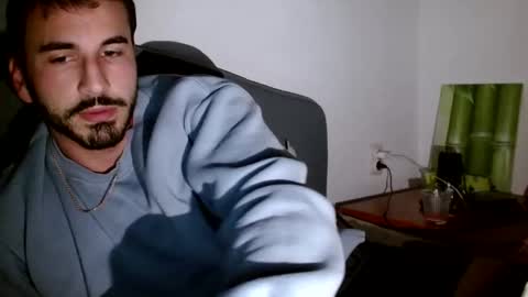 Snapshot of hornyasfuckk33 chatting on December 14, 2025, 6:45 pm hornyasfuckk33 online show from December 14, 2025, 6:45 pm