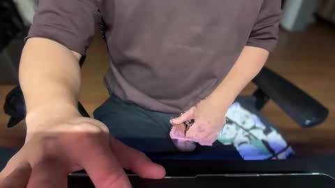 hornyasiannnnnnnn online show from April 20, 2026, 9:12 am