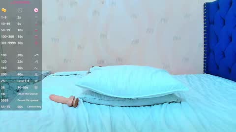 Khloe  online show from February 23, 2025, 2:57 pm