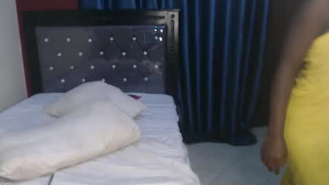 Bella online show from December 15, 2024, 1:35 am