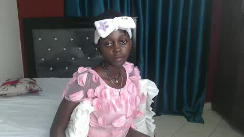 Bella online show from December 18, 2024, 12:10 am