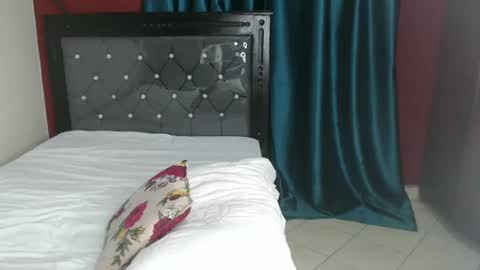 Bella online show from January 16, 2025, 1:06 am