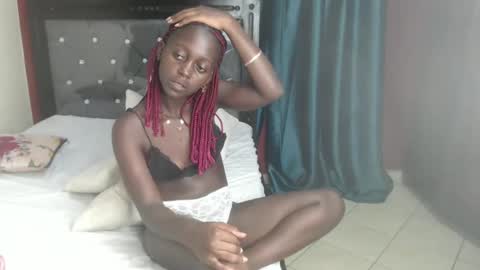 Bella online show from February 2, 2025, 3:28 pm