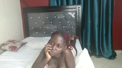 Bella online show from March 5, 2025, 2:03 am