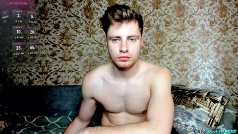 Snapshot of hornyblondieboyy chatting on March 9, 2026, 8:18 am Max online show from March 9, 2026, 8:18 am