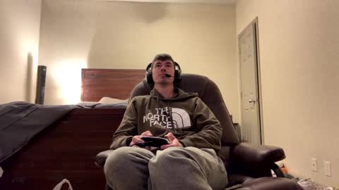 Justin 7 inches online show from December 1, 2024, 10:10 pm