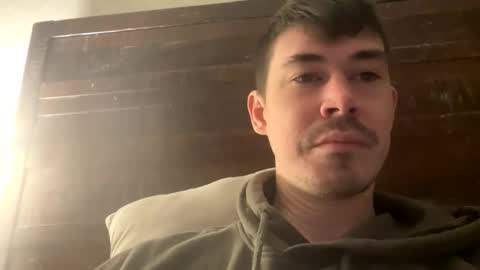 Justin 7 inches online show from March 9, 2025, 6:43 pm