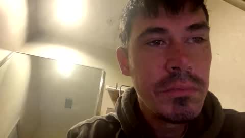 Snapshot of hornyboi2710 chatting on May 25, 2026, 4:02 pm Justin 7 inches online show from May 25, 2026, 4:02 pm