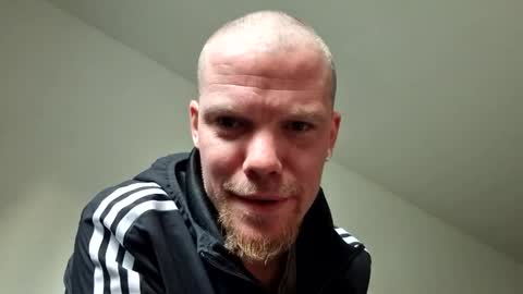 hornycologne4200 online show from March 20, 2026, 4:56 pm