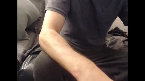 Ahhhh mom use me online show from March 6, 2026, 11:45 pm