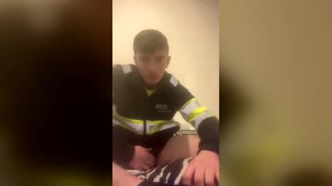 hornyjohnxc online show from April 23, 2026, 3:58 pm