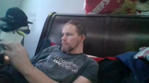 Snapshot of hornypierceddad chatting on February 22, 2026, 4:24 am hornypierceddad online show from February 22, 2026, 4:24 am