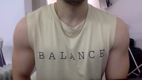 Snapshot of hornyspaniard93 chatting on January 18, 2026, 2:43 pm hornyspaniard93 online show from January 18, 2026, 2:43 pm