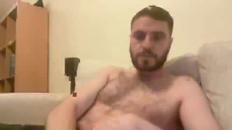 Snapshot of hornytom27 chatting on February 8, 2025, 1:33 pm Horny247 online show from February 8, 2025, 1:33 pm