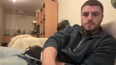 Snapshot of hornytom27 chatting on January 18, 2026, 1:48 pm Horny247 online show from January 18, 2026, 1:48 pm