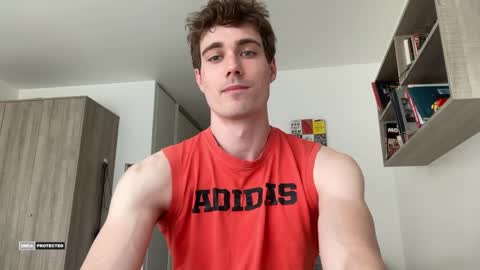 hornytwunk01 online show from May 18, 2026, 8:09 am