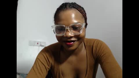 hornyxbum online show from February 2, 2026, 7:56 pm