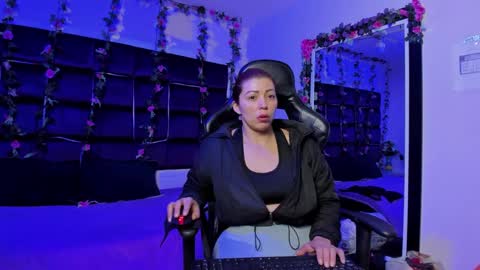 Snapshot of hornyy_mom chatting on September 11, 2025, 12:49 pm hornyy mom online show from September 11, 2025, 12:49 pm