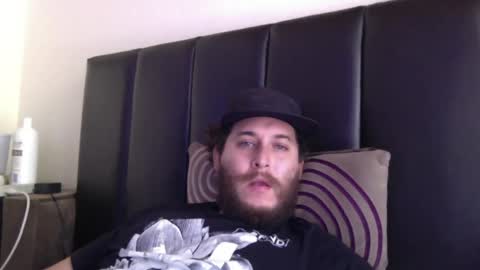 Snapshot of hornyyogi8 chatting on December 12, 2024, 7:04 pm hornyogi online show from December 12, 2024, 7:04 pm