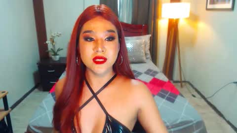 Snapshot of hostessamarats chatting on October 3, 2025, 5:04 am Amara online show from October 3, 2025, 5:04 am