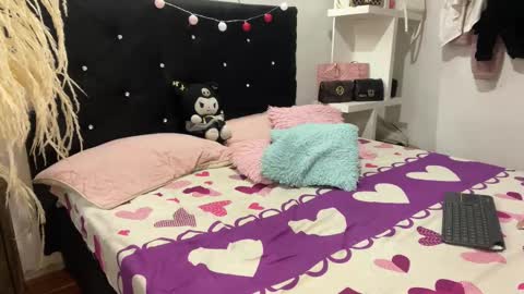 hot2gether69 online show from March 5, 2026, 1:12 am