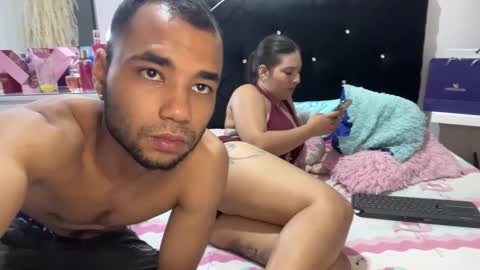 hot2gether69 online show from March 15, 2026, 11:33 pm