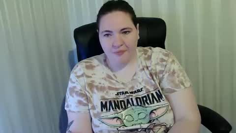 Snapshot of hot2panthers chatting on November 16, 2025, 4:07 am hot2panthers online show from November 16, 2025, 4:07 am