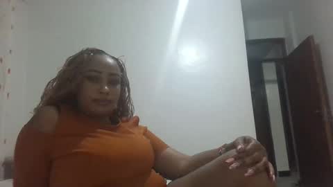 hot326 online show from October 5, 2025, 6:39 pm