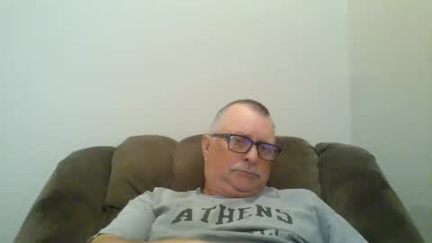 hot4tightholes online show from March 4, 2025, 2:32 pm