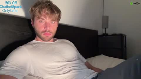 Snapshot of hot8pack01 chatting on September 8, 2025, 10:20 pm Edward aka Wolf online show from September 8, 2025, 10:20 pm