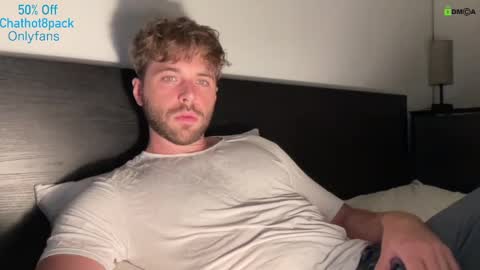 Snapshot of hot8pack01 chatting on September 10, 2025, 11:16 pm Edward aka Wolf online show from September 10, 2025, 11:16 pm