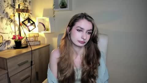 NINA online show from November 24, 2025, 6:57 am