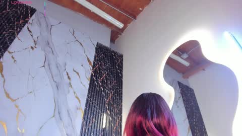 hot__genesis online show from May 8, 2026, 2:11 pm