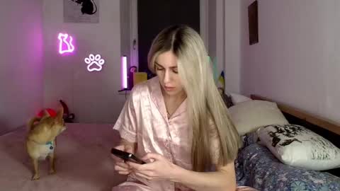 Dashka online show from March 22, 2026, 10:24 pm