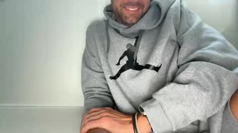 Snapshot of hot_bobby79 chatting on March 6, 2026, 4:25 pm Bobby online show from March 6, 2026, 4:25 pm