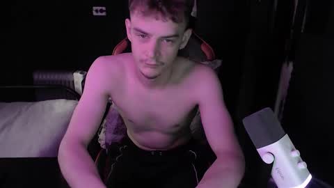 Hot boy 2002 online show from October 4, 2025, 12:58 pm