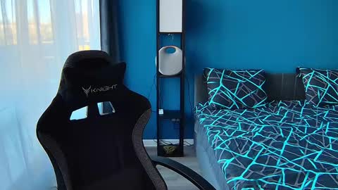 hot_cap_77 online show from April 11, 2026, 1:37 pm