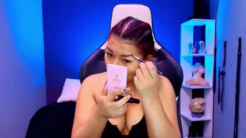 hot chocolate 4u online show from October 3, 2025, 12:24 pm