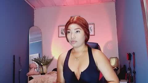 Snapshot of hot_chocolate_4u chatting on February 5, 2026, 1:05 pm hot chocolate 4u online show from February 5, 2026, 1:05 pm