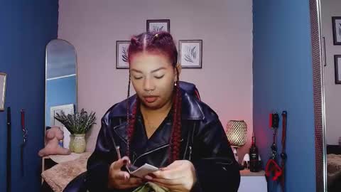 Snapshot of hot_chocolate_4u chatting on February 9, 2026, 12:20 pm hot chocolate 4u online show from February 9, 2026, 12:20 pm