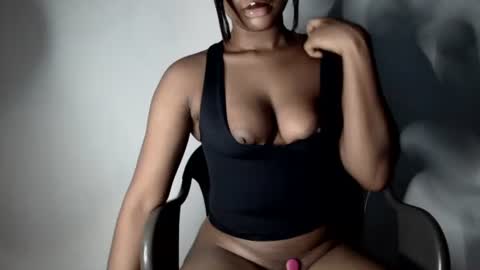 sonia  mis choco online show from October 23, 2025, 5:51 am