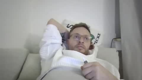 Snapshot of hot_chris1989 chatting on February 14, 2026, 6:04 pm hot_chris1989 online show from February 14, 2026, 6:04 pm