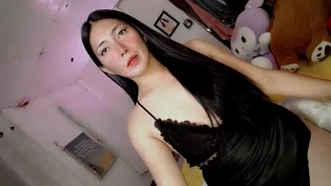 its me CLAUDIA online show from March 3, 2026, 12:44 pm
