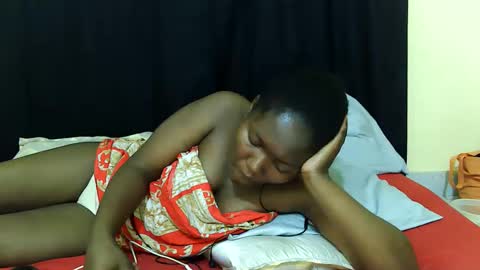 Milly online show from October 25, 2025, 7:52 pm