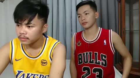 hot_emmanuel online show from October 27, 2025, 10:52 am