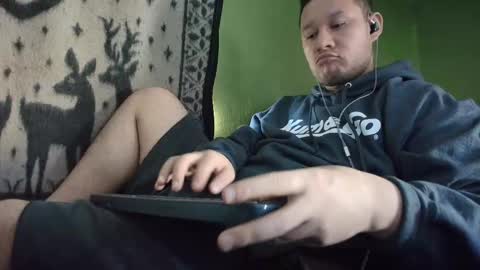 hot_guy36 online show from March 28, 2026, 3:33 pm