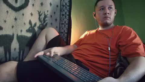 hot_guy36 online show from May 10, 2026, 2:00 pm