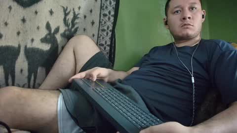 hot_guy36 online show from May 21, 2026, 3:41 pm