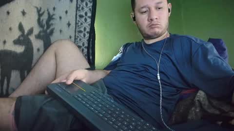 hot_guy36 online show from May 24, 2026, 2:00 pm